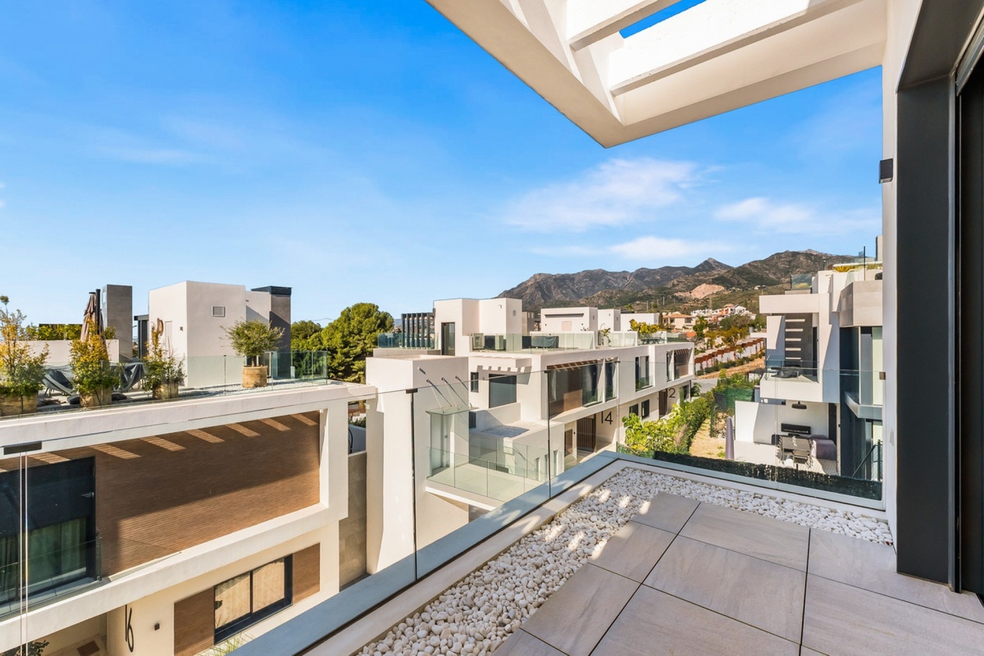 Resale - Villa - Marbella - Río Real
