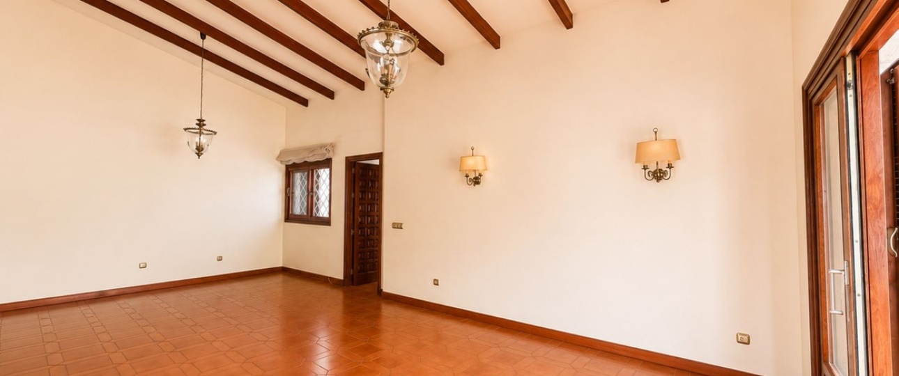 Resale - Villa - Marbella - Río Real