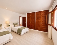 Resale - Villa - Marbella - Río Real