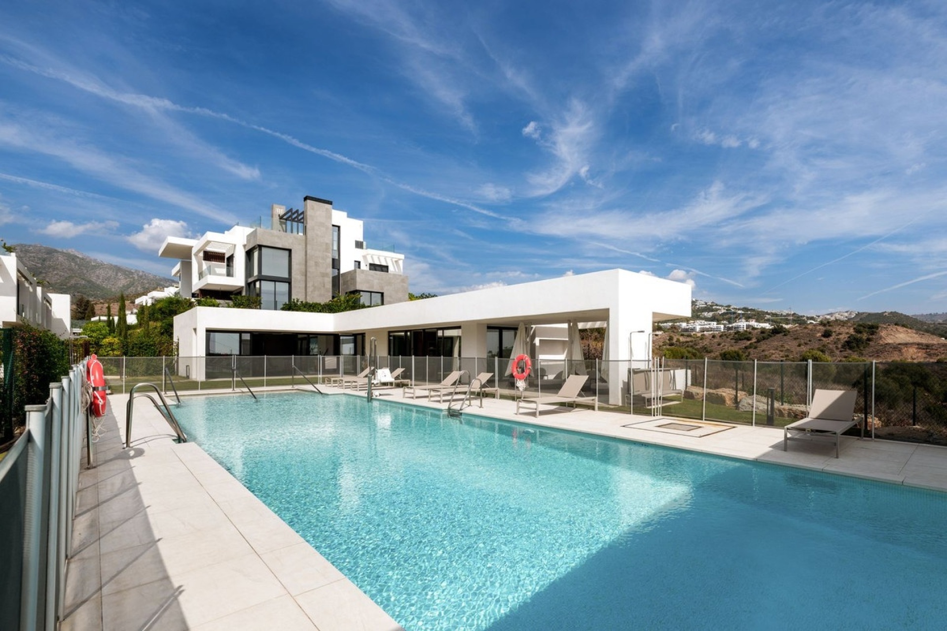 Resale - Villa - Marbella - Río Real