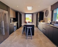 Resale - Villa - Marbella - San Pedro de Alcántara
