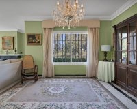 Resale - Villa - Marbella - San Pedro de Alcántara