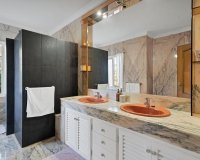 Resale - Villa - Marbella - San Pedro de Alcántara