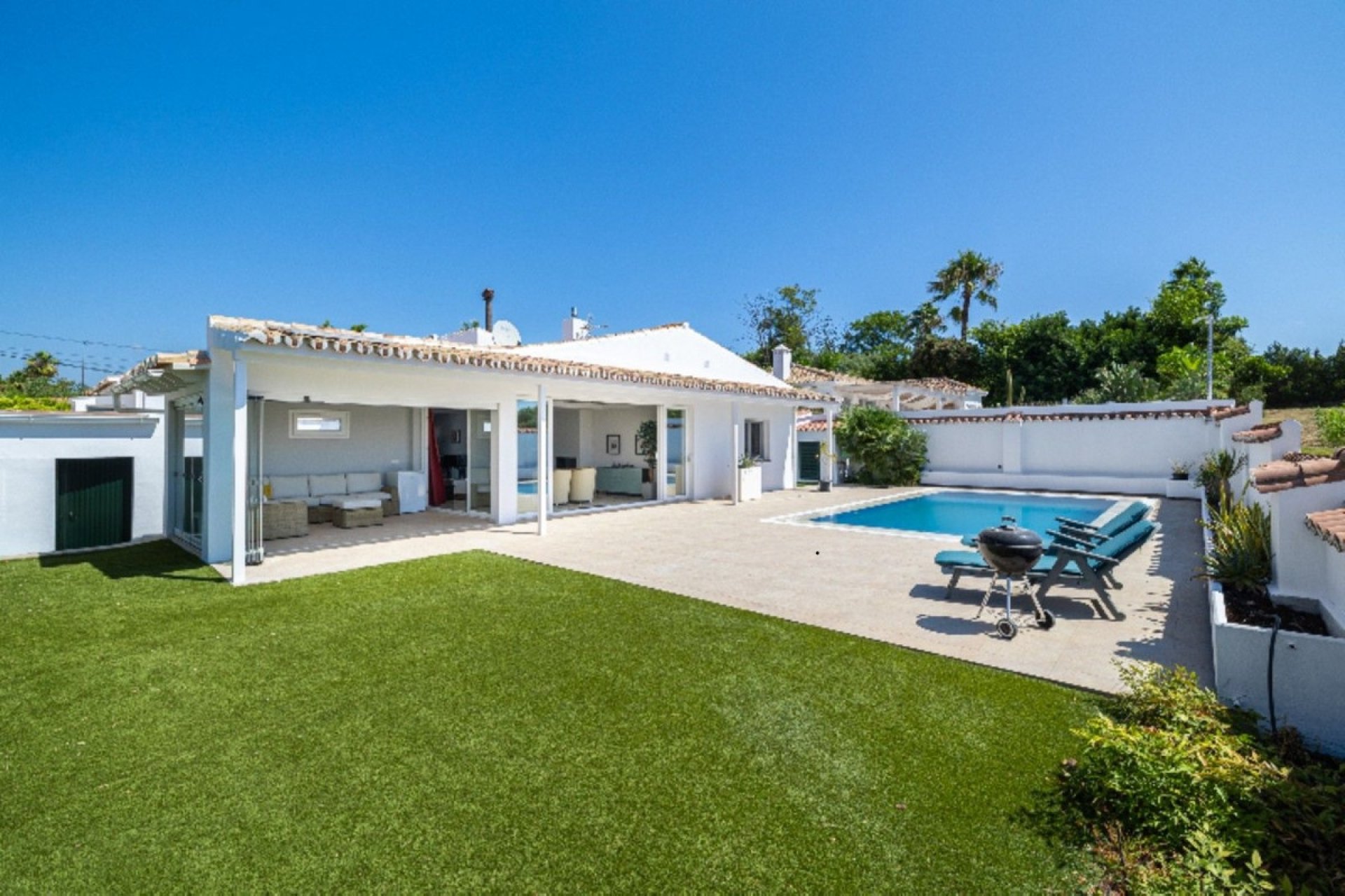 Resale - Villa - Marbella - San Pedro de Alcántara