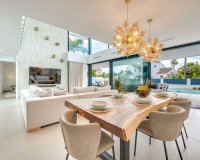 Resale - Villa - Marbella - San Pedro de Alcántara