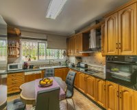 Resale - Villa - Marbella - San Pedro de Alcántara