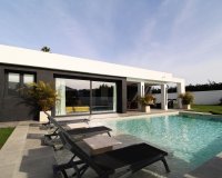 Resale - Villa - Marbella - San Pedro de Alcántara