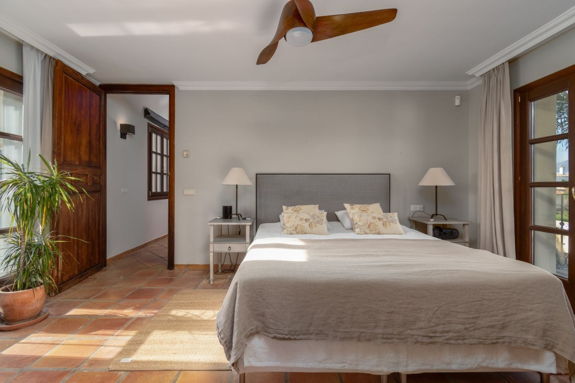 Resale - Villa - Marbella - San Pedro de Alcántara