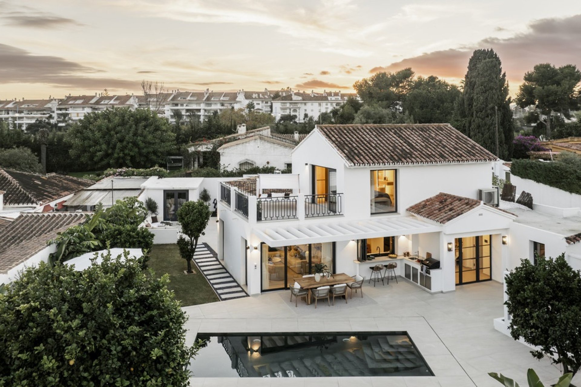 Resale - Villa - Marbella - San Pedro de Alcántara