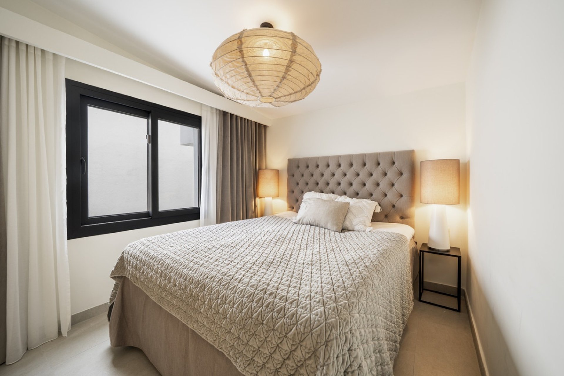 Resale - Villa - Marbella - San Pedro de Alcántara