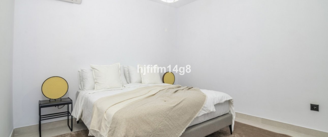 Resale - Villa - Marbella - San Pedro de Alcántara