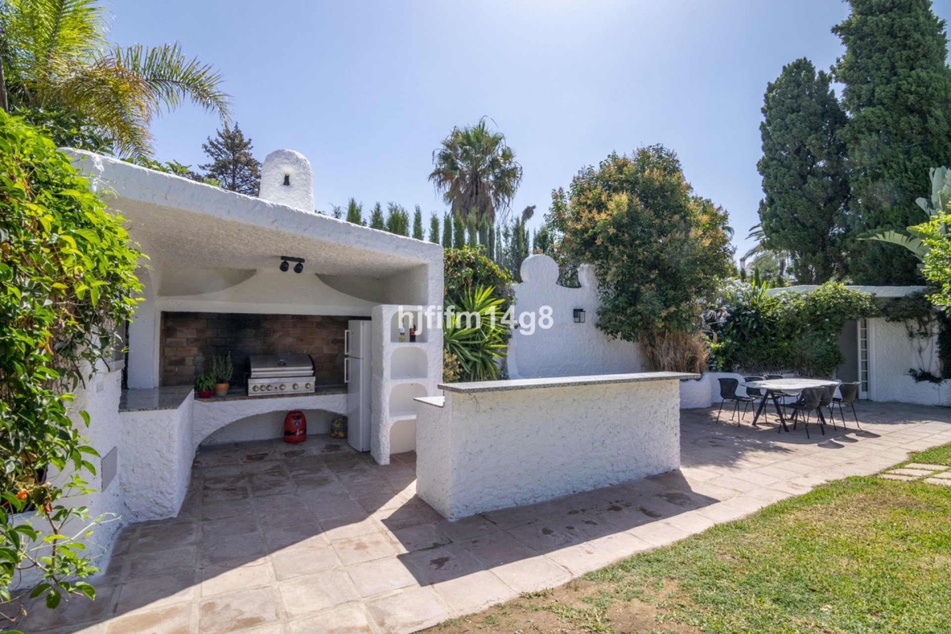 Resale - Villa - Marbella - San Pedro de Alcántara