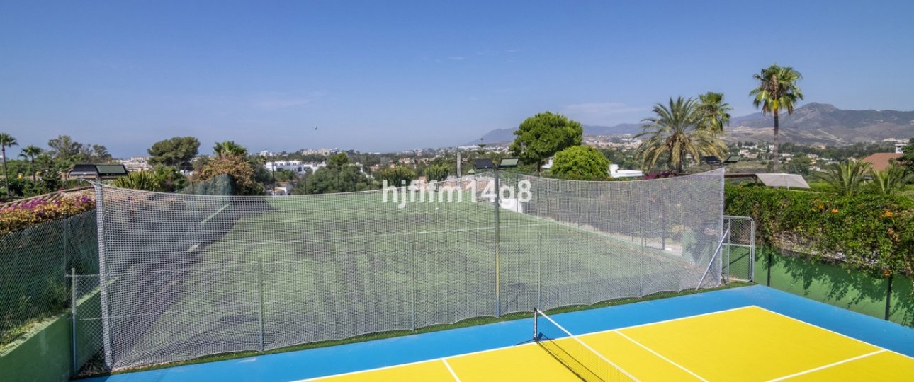Resale - Villa - Marbella - San Pedro de Alcántara