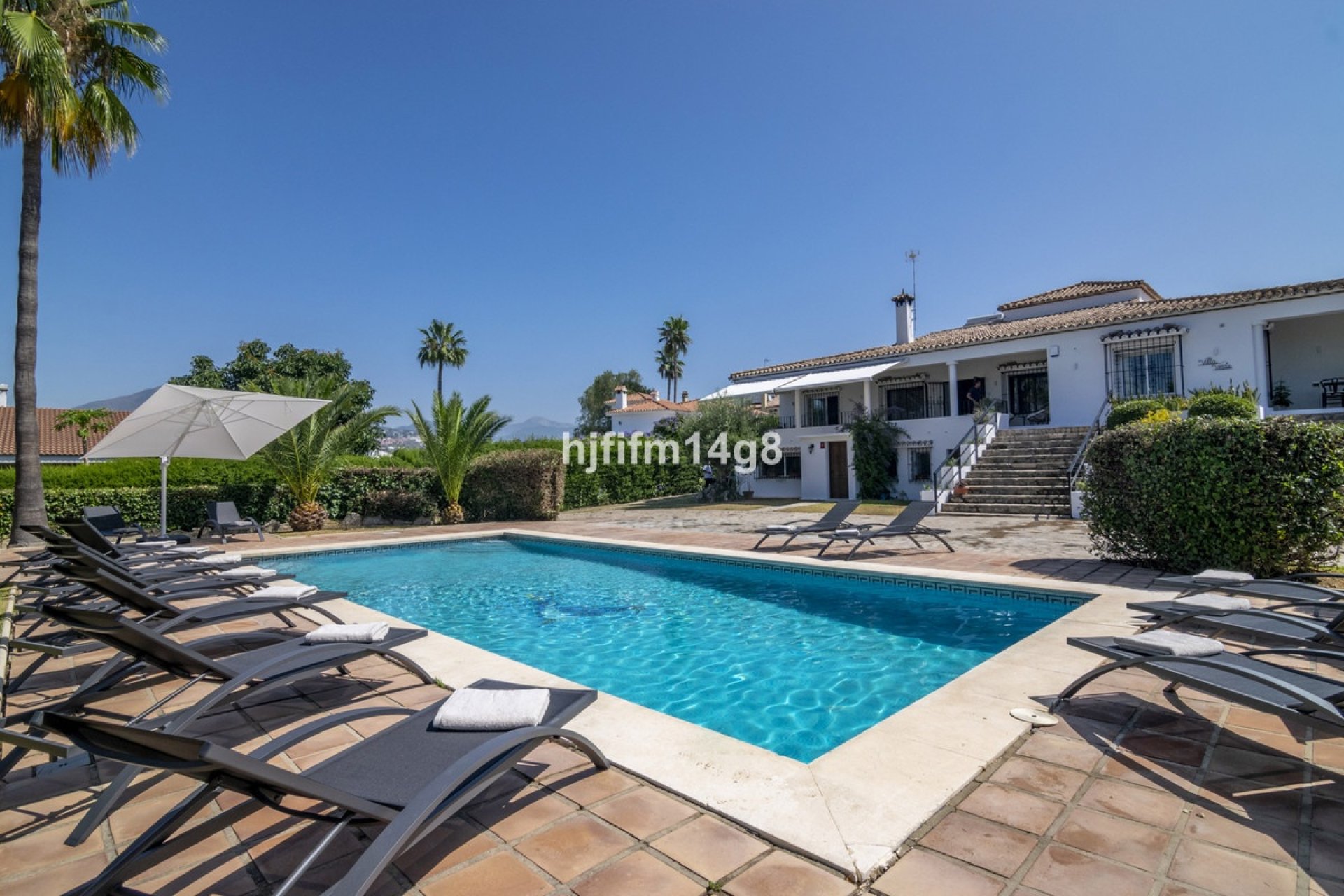 Resale - Villa - Marbella - San Pedro de Alcántara