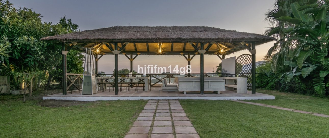 Resale - Villa - Marbella - San Pedro de Alcántara