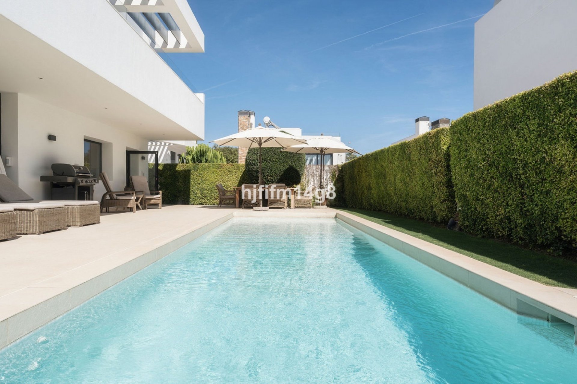 Resale - Villa - Marbella - San Pedro de Alcántara