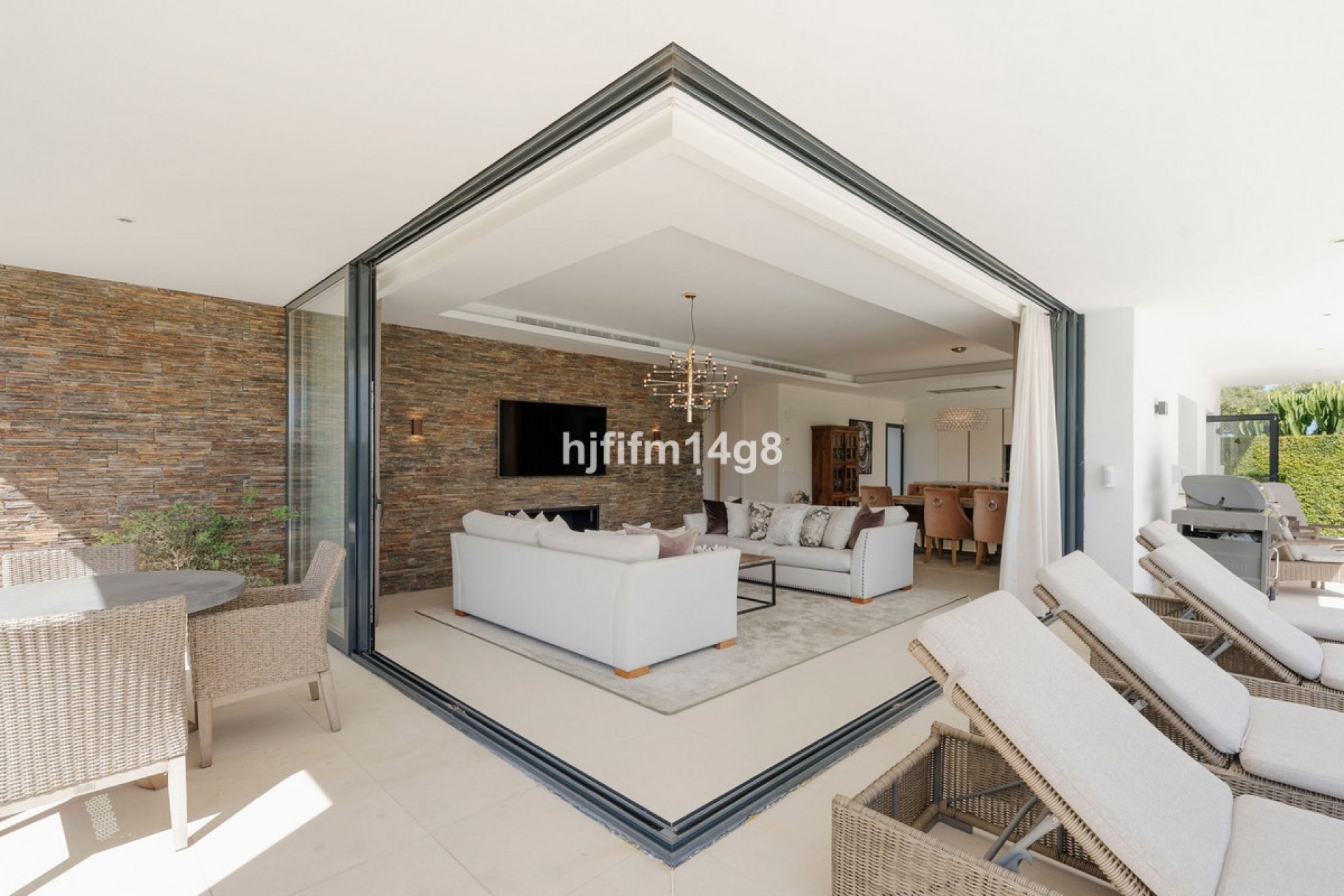 Resale - Villa - Marbella - San Pedro de Alcántara