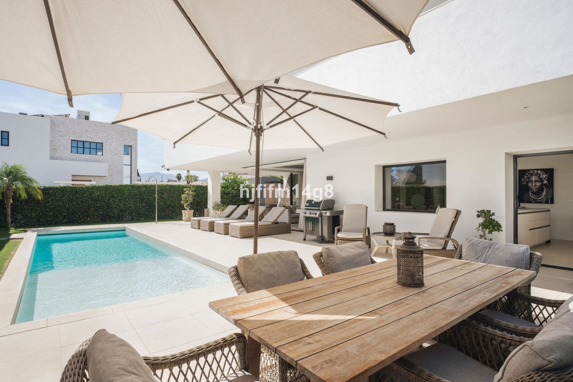 Resale - Villa - Marbella - San Pedro de Alcántara