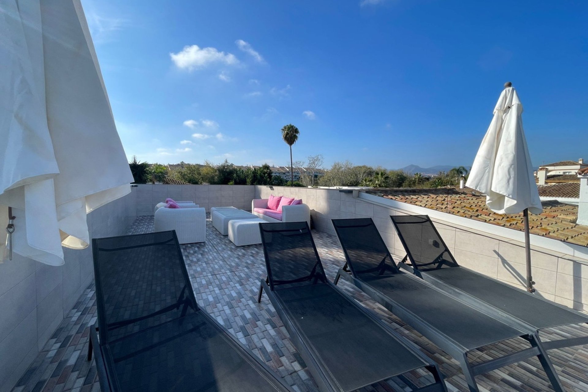 Resale - Villa - Marbella - San Pedro de Alcántara