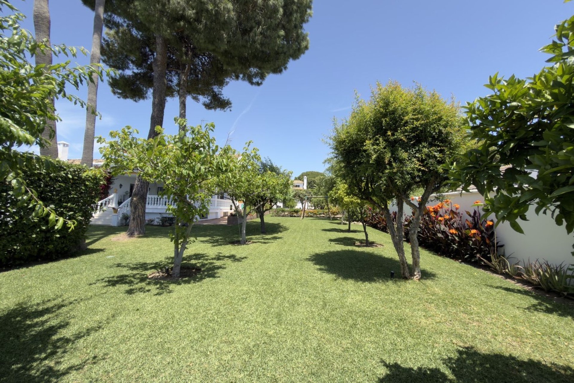Resale - Villa - Marbella - San Pedro de Alcántara