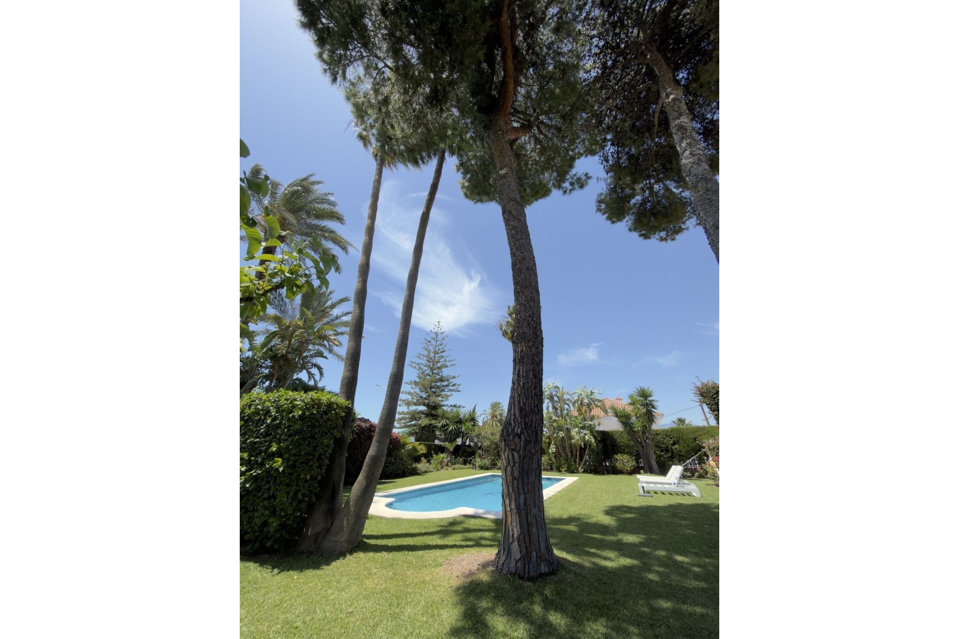 Resale - Villa - Marbella - San Pedro de Alcántara