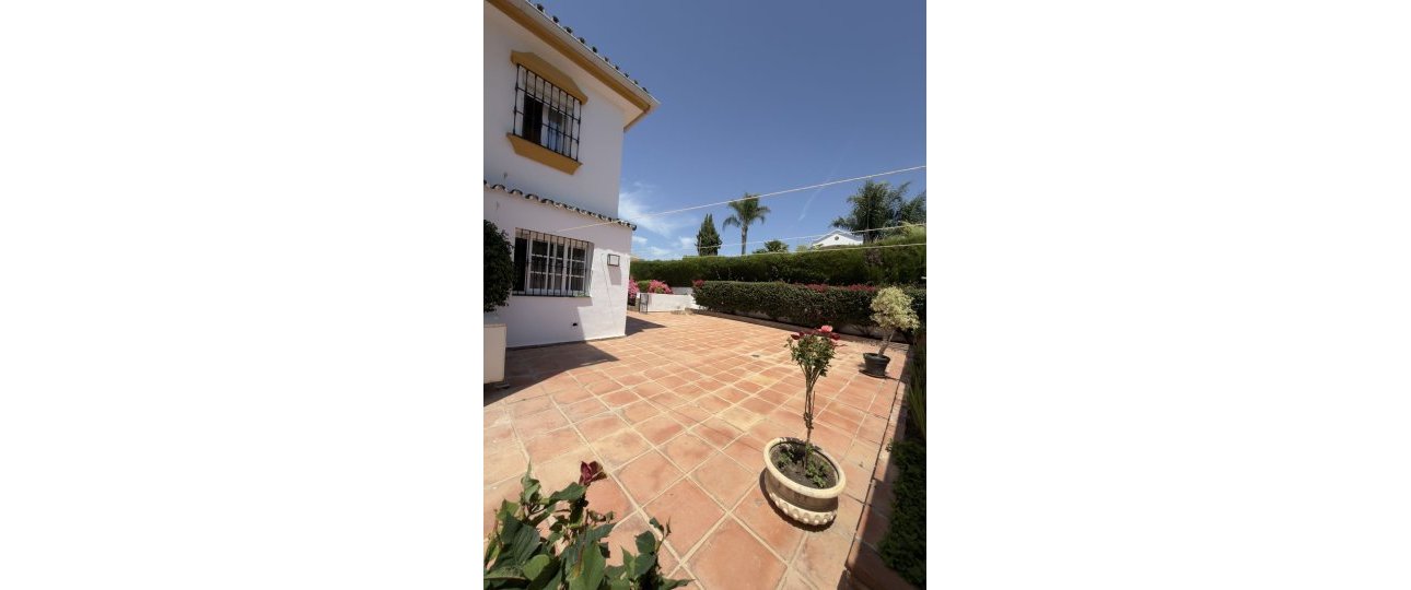 Resale - Villa - Marbella - San Pedro de Alcántara