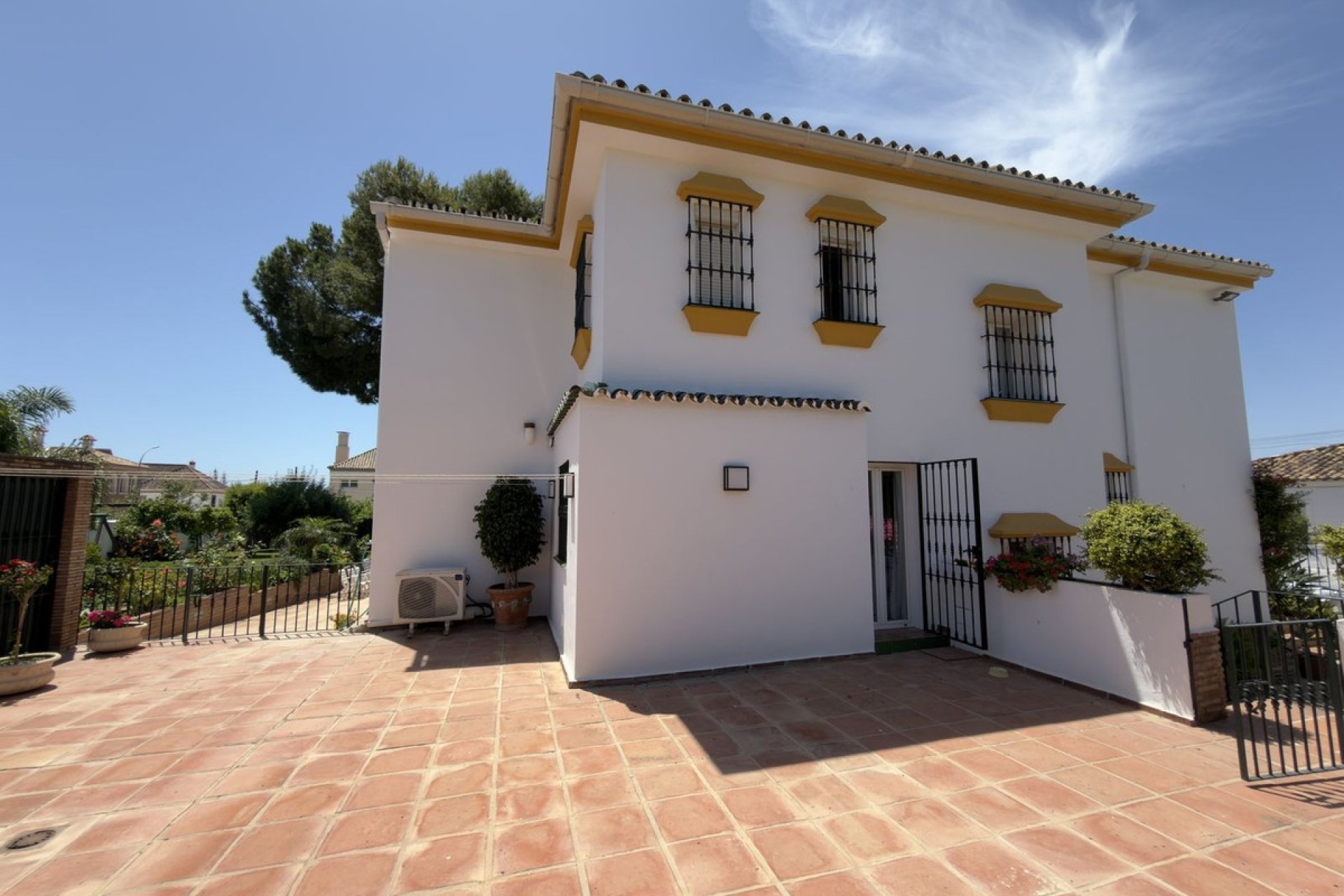 Resale - Villa - Marbella - San Pedro de Alcántara