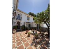 Resale - Villa - Marbella - San Pedro de Alcántara