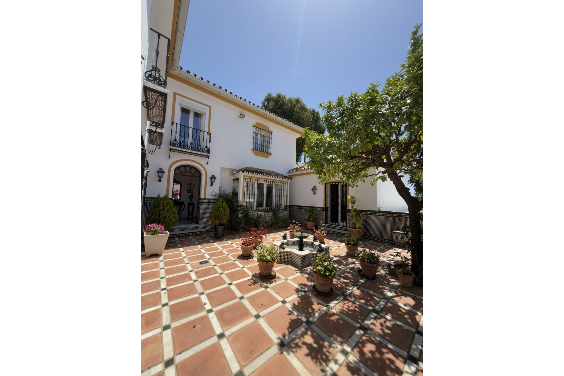 Resale - Villa - Marbella - San Pedro de Alcántara
