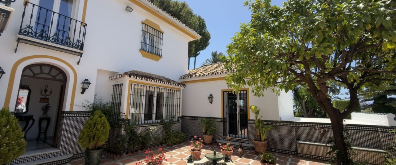 Resale - Villa - Marbella - San Pedro de Alcántara