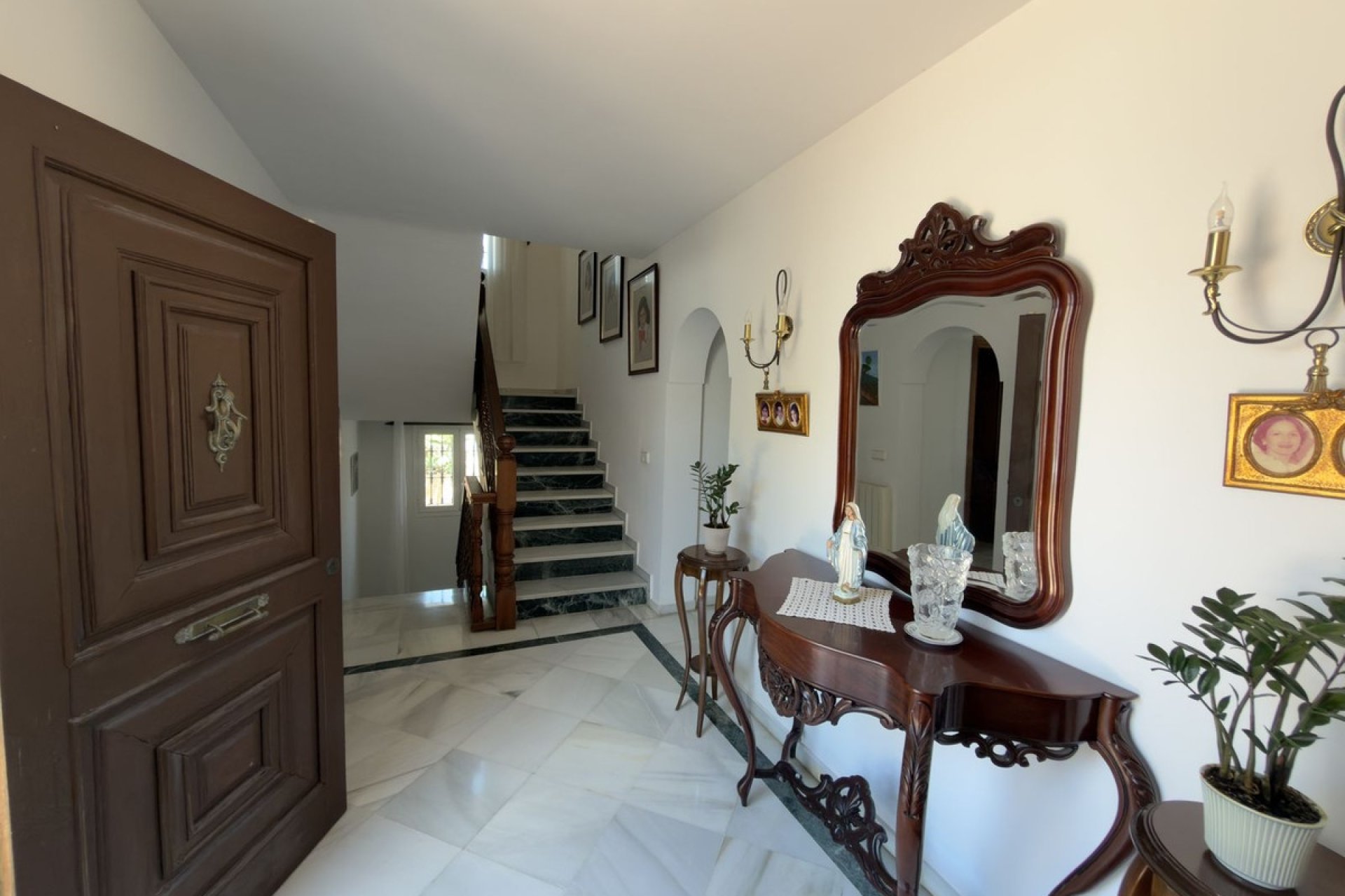 Resale - Villa - Marbella - San Pedro de Alcántara