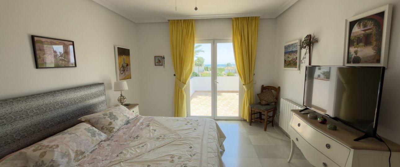 Resale - Villa - Marbella - San Pedro de Alcántara