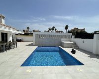 Resale - Villa - Marbella - San Pedro de Alcántara