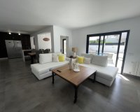 Resale - Villa - Marbella - San Pedro de Alcántara