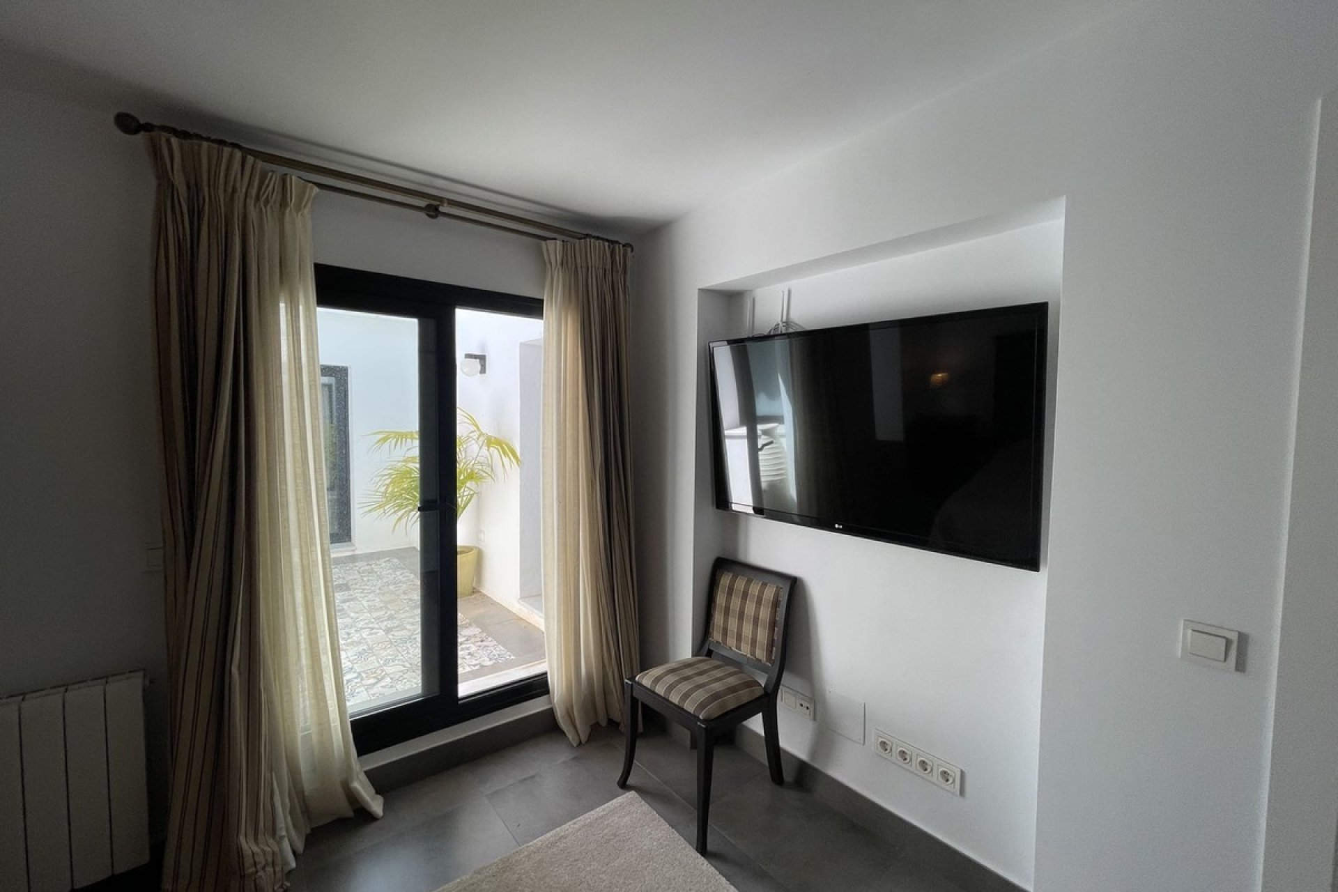 Resale - Villa - Marbella - San Pedro de Alcántara