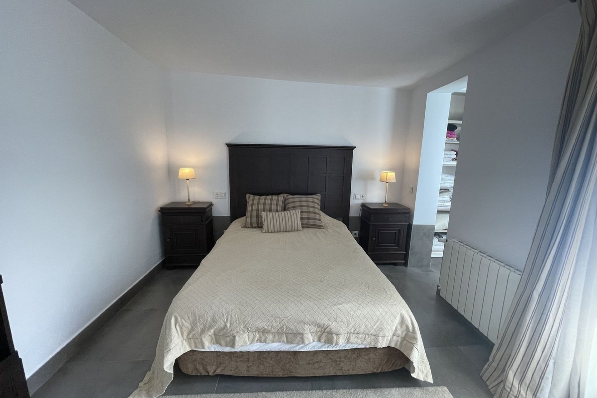 Resale - Villa - Marbella - San Pedro de Alcántara