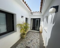 Resale - Villa - Marbella - San Pedro de Alcántara
