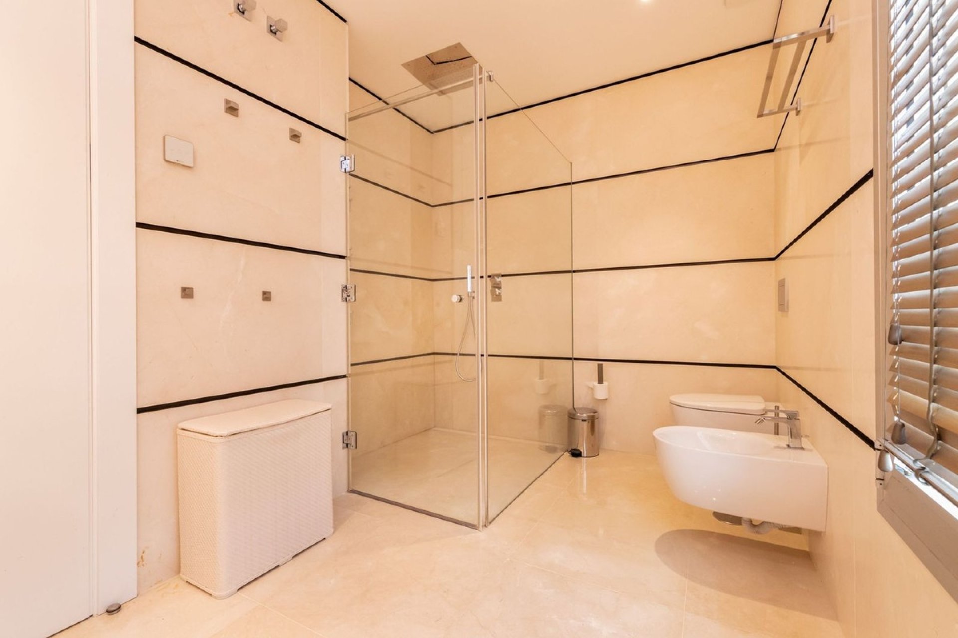 Resale - Villa - Marbella - San Pedro de Alcántara