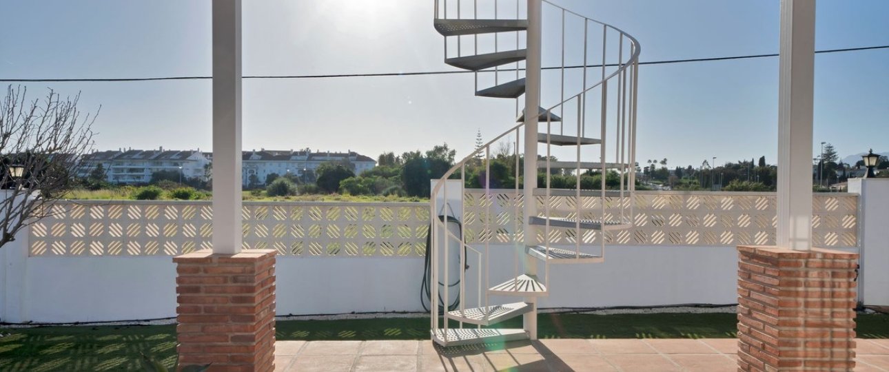 Resale - Villa - Marbella - San Pedro de Alcántara