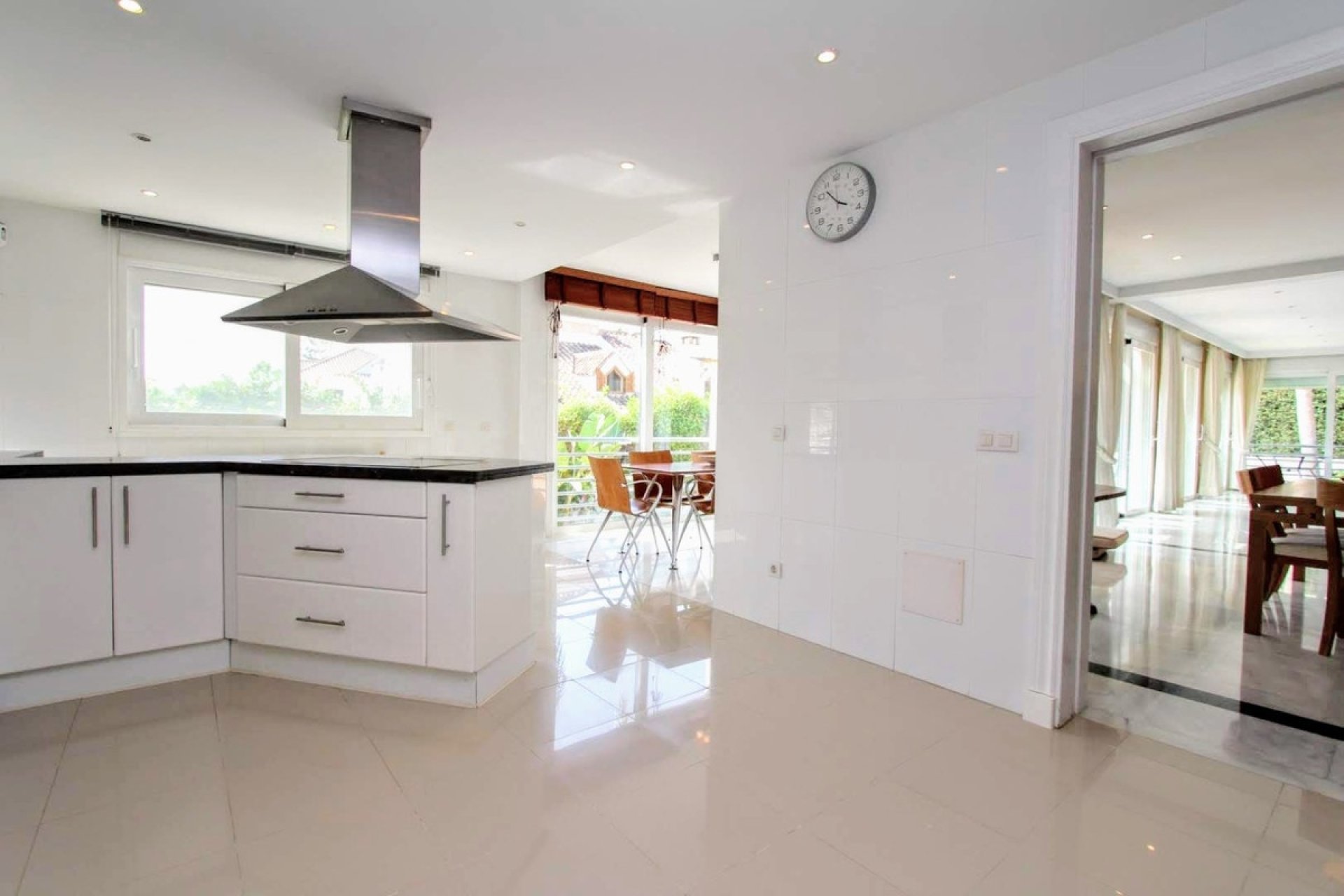 Resale - Villa - Marbella - San Pedro de Alcántara