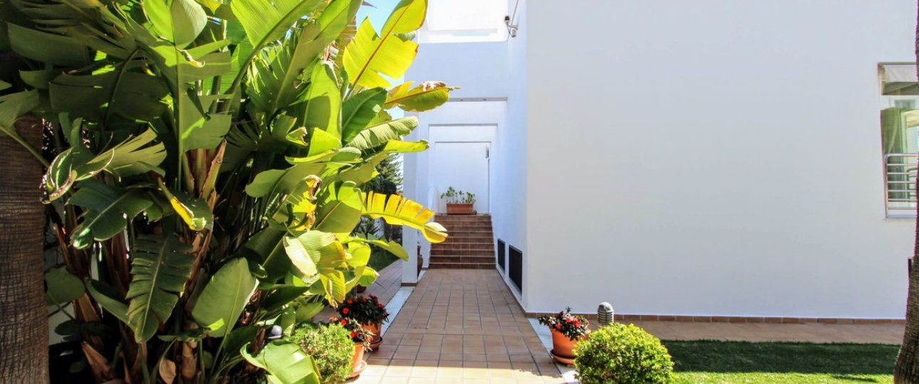 Resale - Villa - Marbella - San Pedro de Alcántara