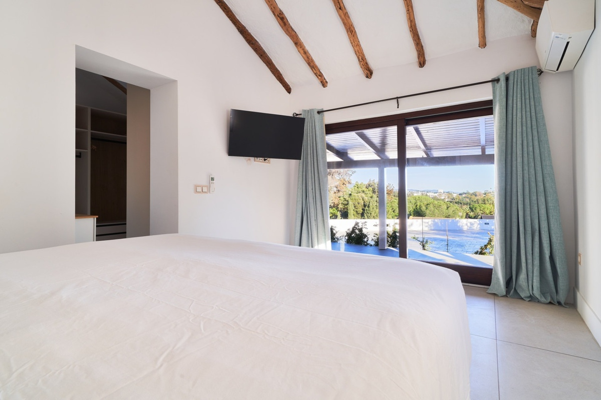 Resale - Villa - Marbella - San Pedro de Alcántara