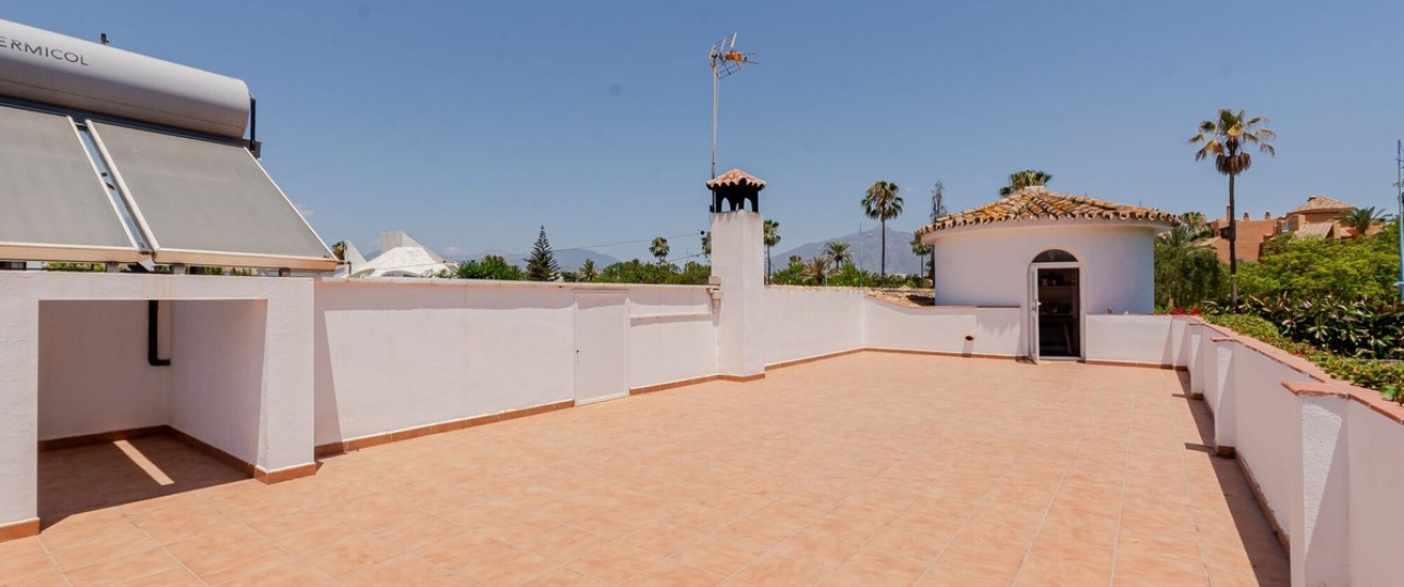 Resale - Villa - Marbella - San Pedro de Alcántara