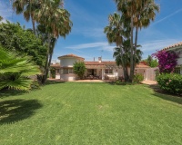 Resale - Villa - Marbella - San Pedro de Alcántara