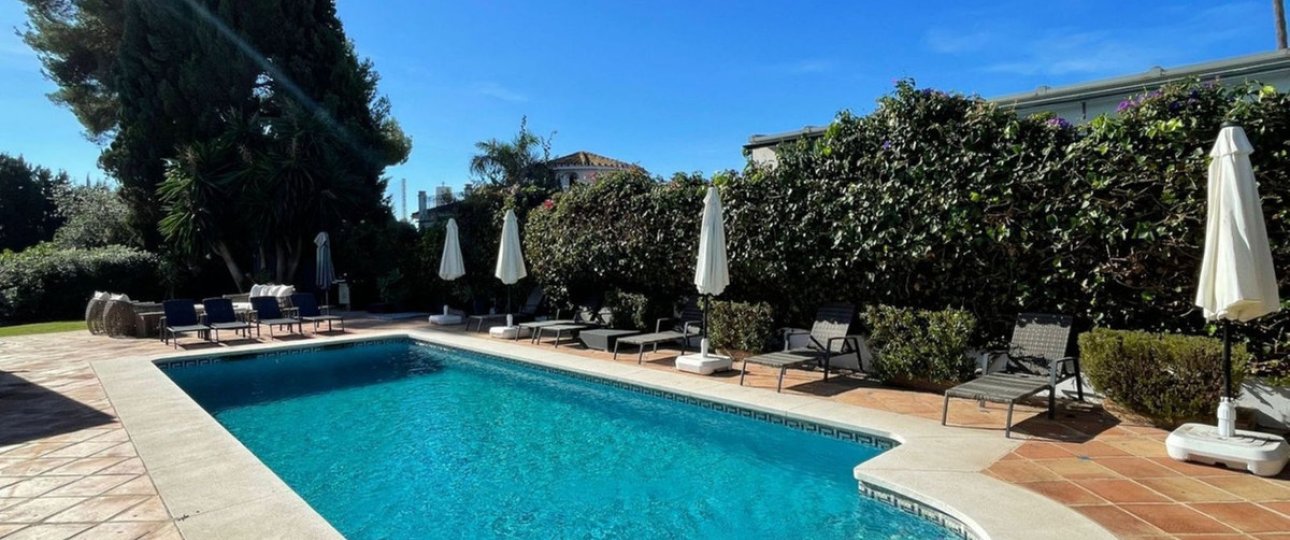 Resale - Villa - Marbella - San Pedro de Alcántara