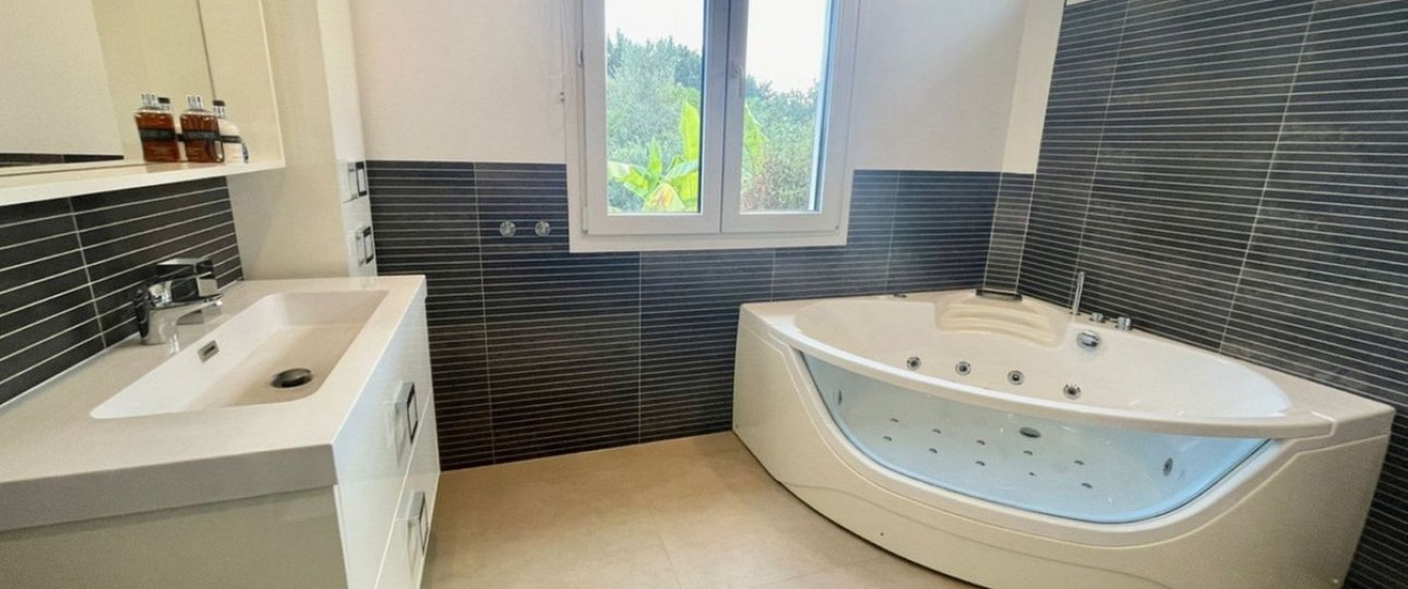 Resale - Villa - Marbella - San Pedro de Alcántara