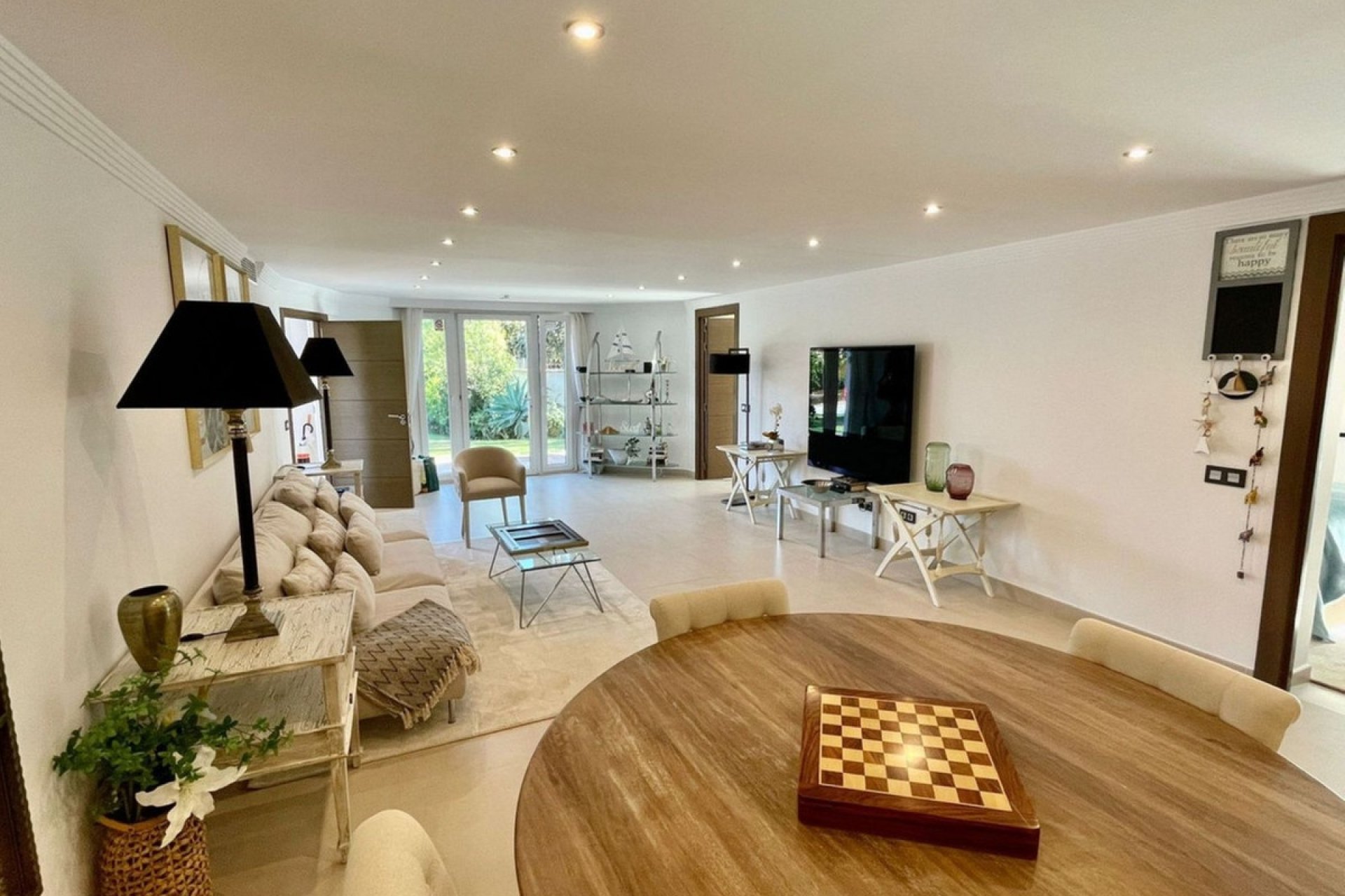 Resale - Villa - Marbella - San Pedro de Alcántara