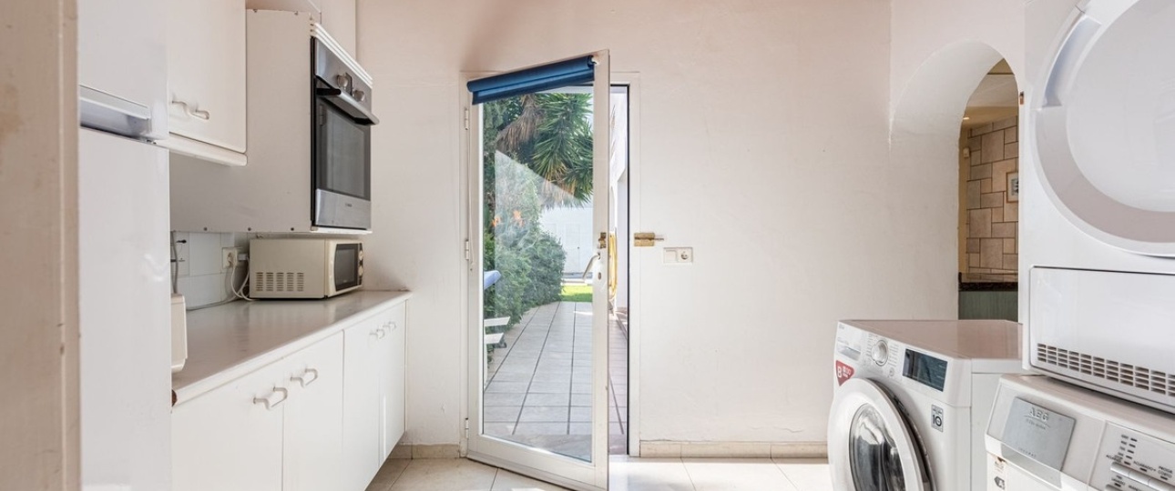 Resale - Villa - Marbella - San Pedro de Alcántara