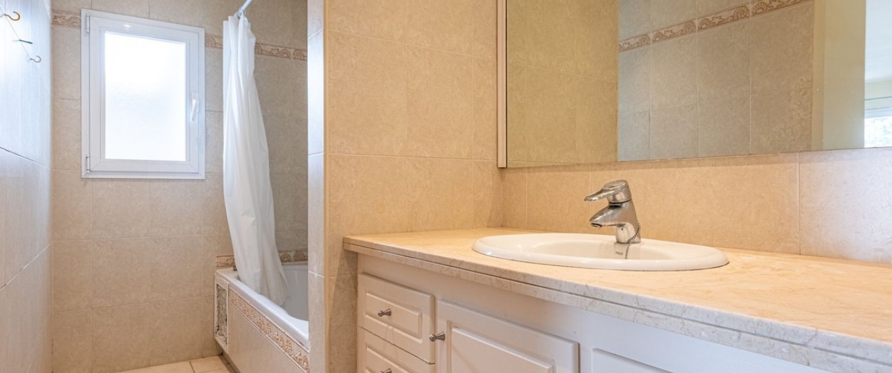 Resale - Villa - Marbella - San Pedro de Alcántara