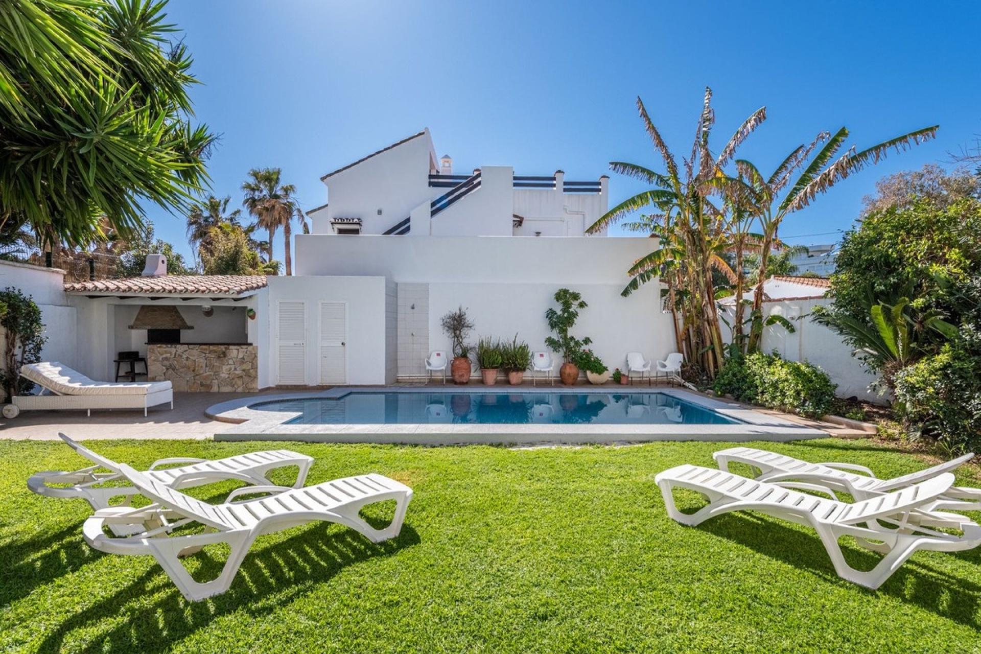Resale - Villa - Marbella - San Pedro de Alcántara